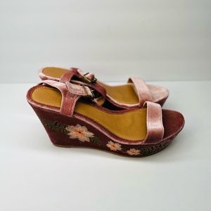 COPY - Charlotte Russe wedge heel sandals size 7